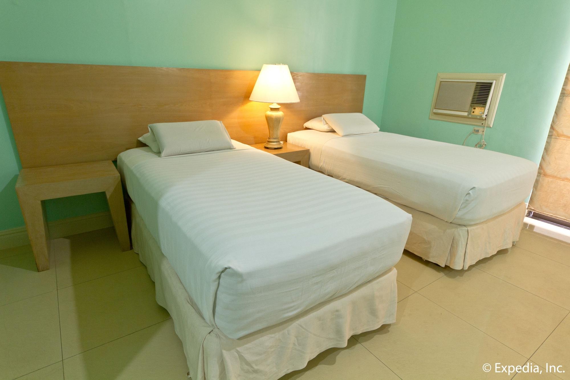 Crown Regency Residences Cebu - Quarantine Hotel Buitenkant foto