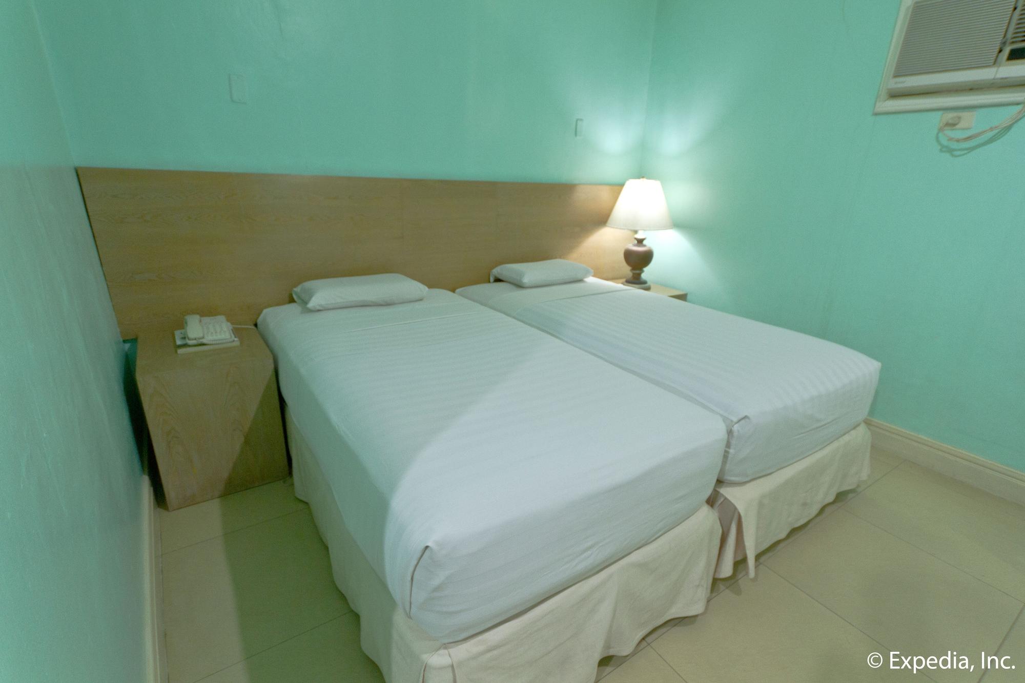 Crown Regency Residences Cebu - Quarantine Hotel Buitenkant foto