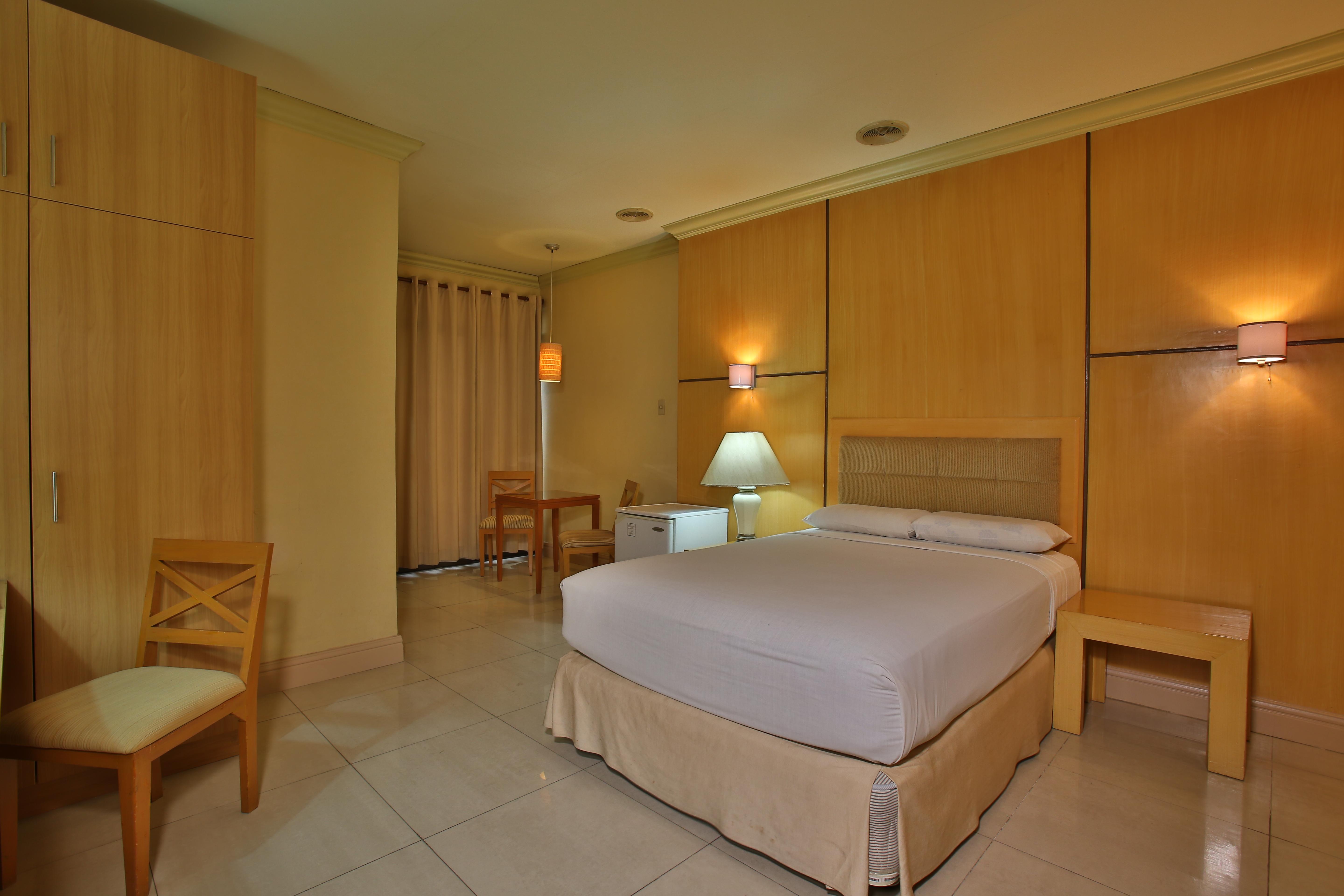 Crown Regency Residences Cebu - Quarantine Hotel Buitenkant foto