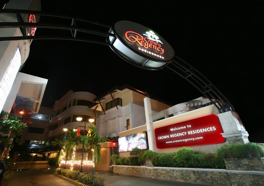 Crown Regency Residences Cebu - Quarantine Hotel Buitenkant foto